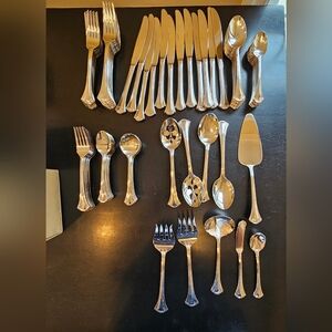 Wallace Silversmiths Silver Resplendence  Flatware Collection